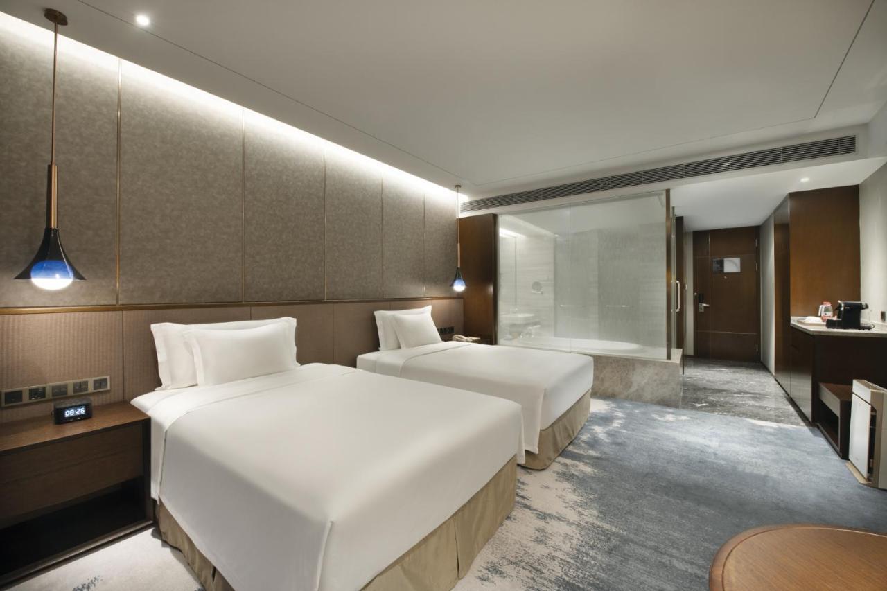 Grand Barony Qingdao Airport Hotel Exterior photo