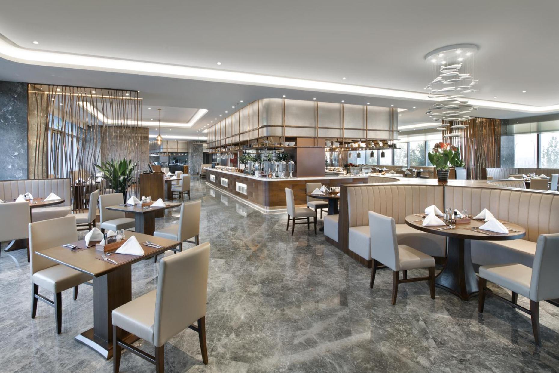 Grand Barony Qingdao Airport Hotel Exterior photo